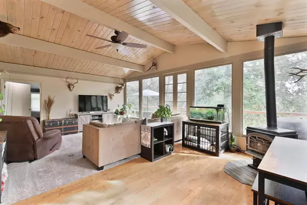 Pine Grove, CA 95665,18371 S Sugar Pine DR