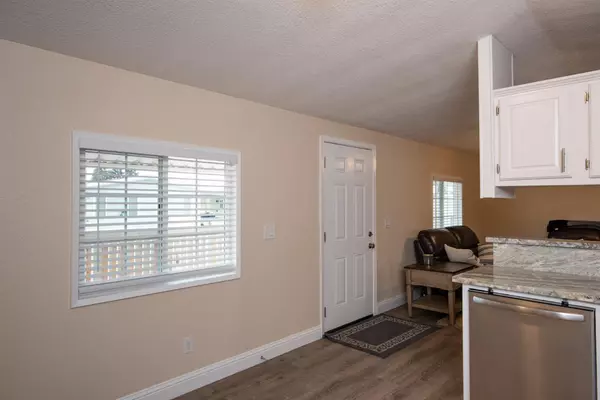 Modesto, CA 95350,1459 Standiford AVE #68