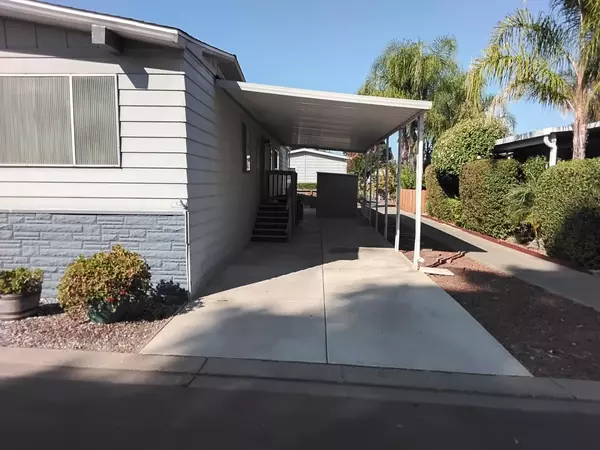 Modesto, CA 95355,3905 Pali Place #107