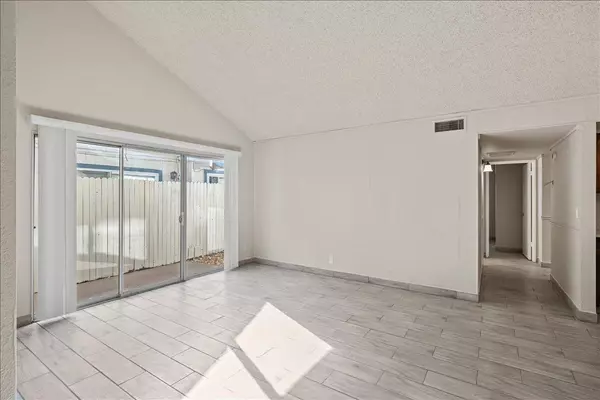 Citrus Heights, CA 95621,6449 Tupelo DR