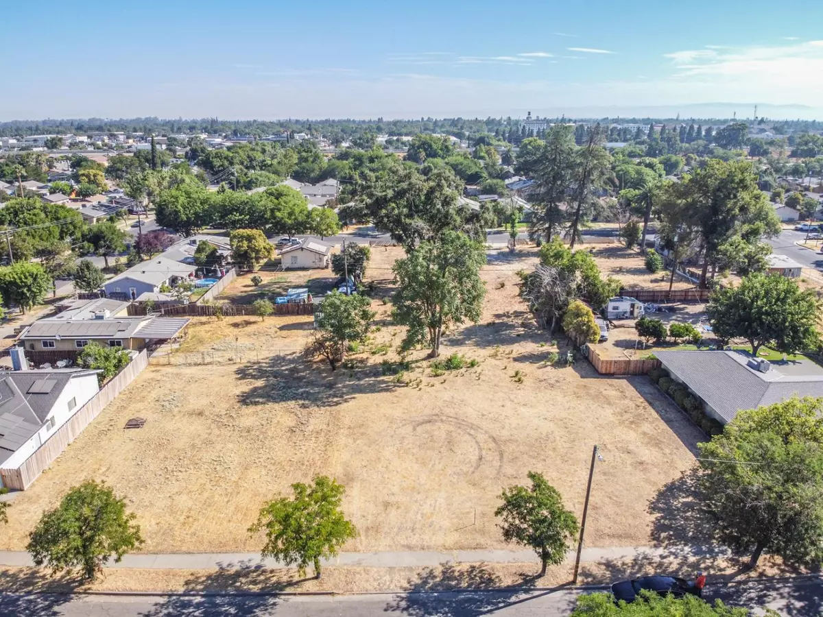 Merced, CA 95341,835 W 10th ST