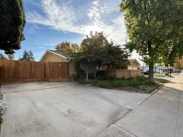 Modesto, CA 95355,2516 Continental DR