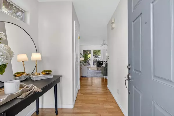 Sacramento, CA 95817,3890 7th AVE