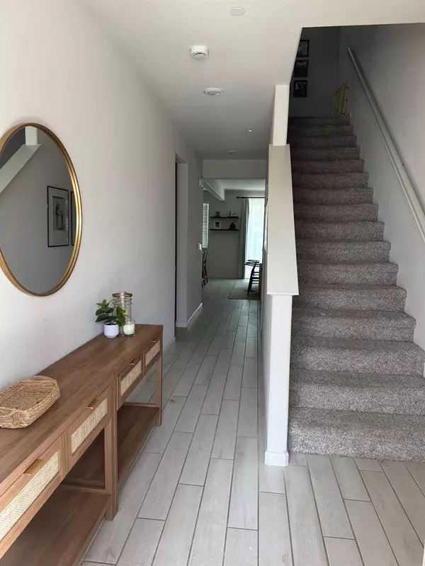 Manteca, CA 95337,1844 Holland LN