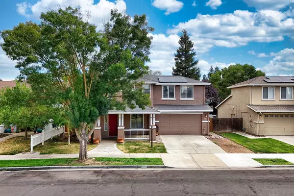 Oakdale, CA 95361,579 Almondcrest ST