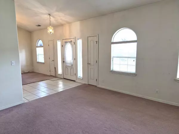 Manteca, CA 95336,581 Dawn DR