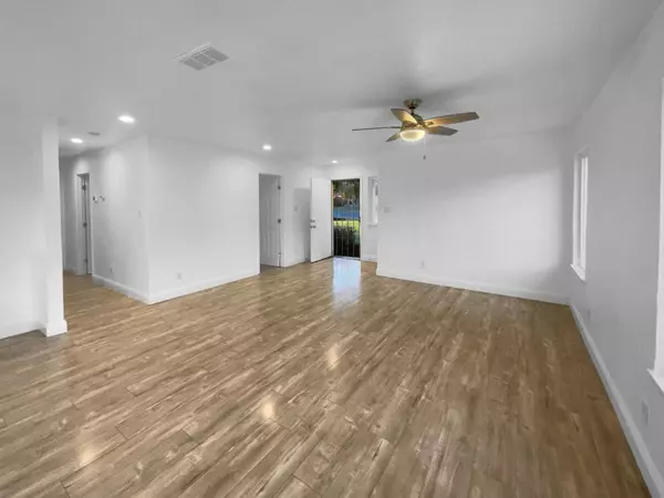 Sacramento, CA 95815,1109 Frienza AVE