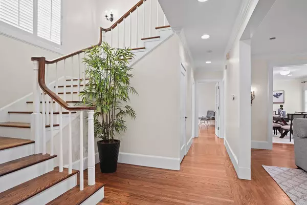 Sacramento, CA 95819,1372 43rd ST