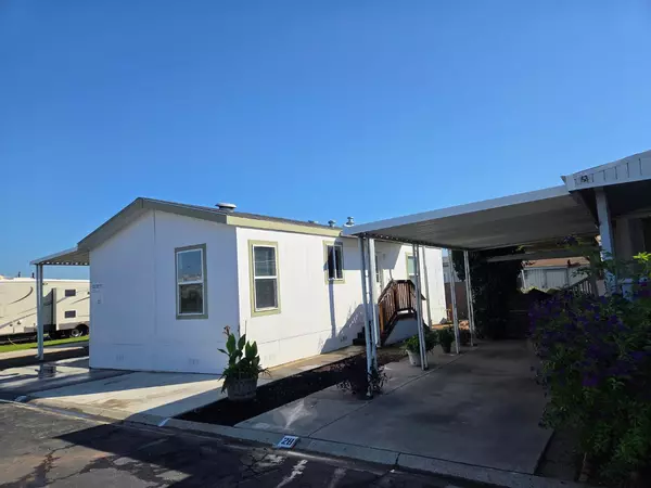 Oakley, CA 94561,210 W Cypress RD #27