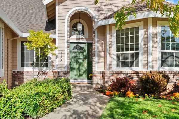 Sacramento, CA 95831,7788 River Landing