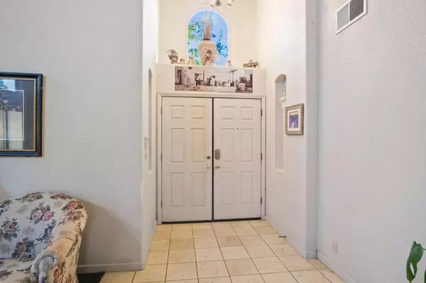 Modesto, CA 95355,2805 Medinah WAY