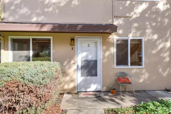 Davis, CA 95618,1718 Fremont CT #2
