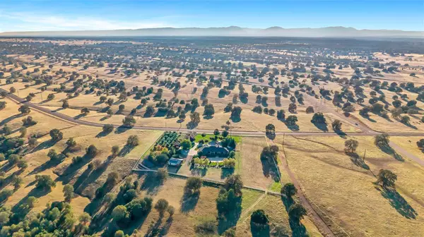 19160 River Downs Way, Cottonwood, CA 96022