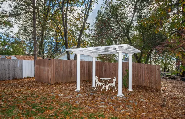 Grass Valley, CA 95949,16725 Oscar DR