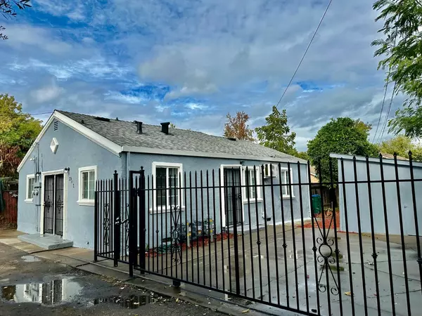 Lodi, CA 95240,1/2 Eden ST