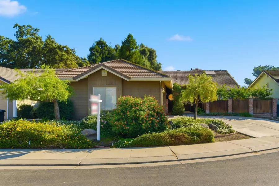 404 Montrose CT, Modesto, CA 95355