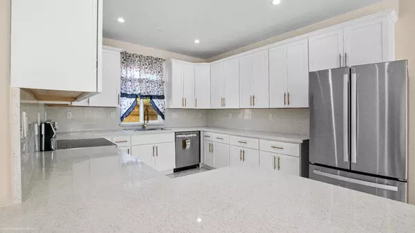 Stockton, CA 95205,1072 Burkett AVE