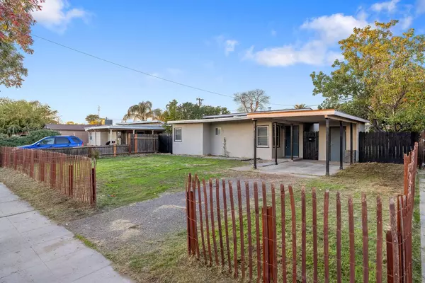 Fresno, CA 93705,1138 W Lansing WAY