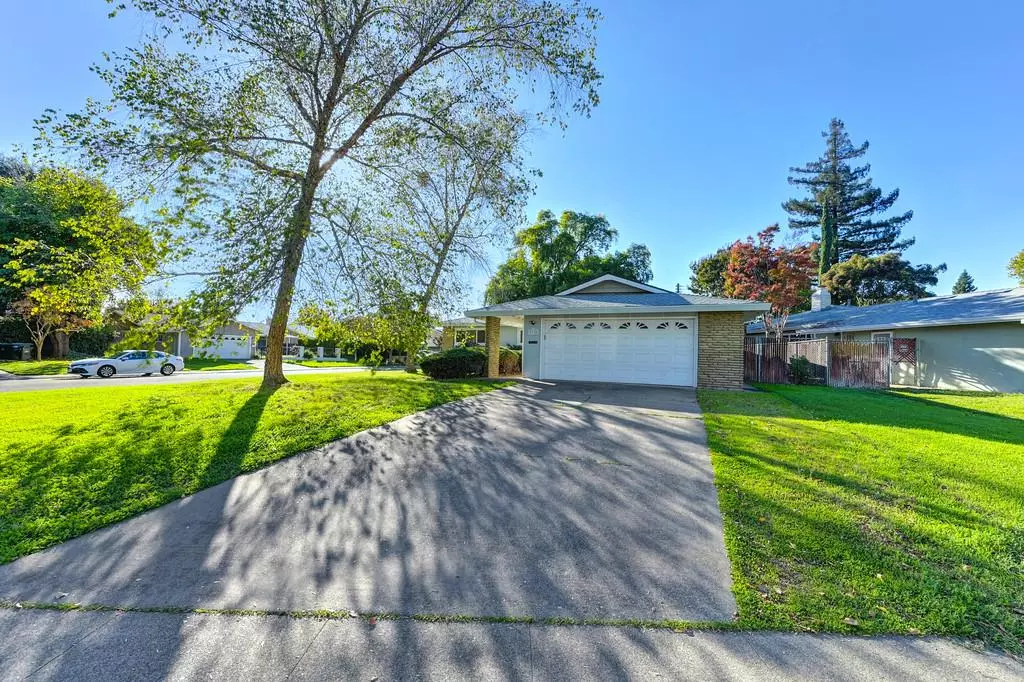 Sacramento, CA 95826,3338 Eisenhower DR
