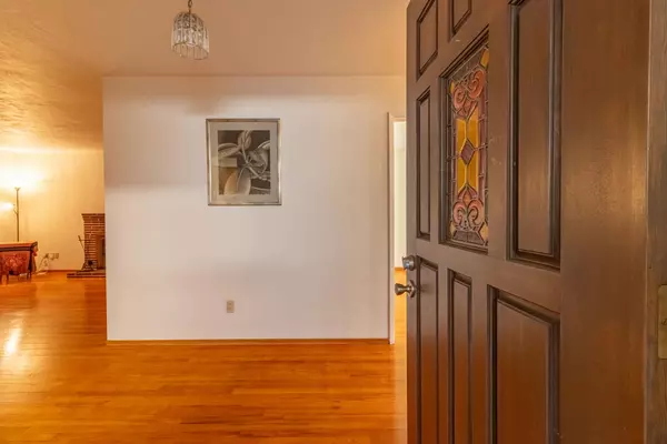 Lodi, CA 95240,822 S California ST