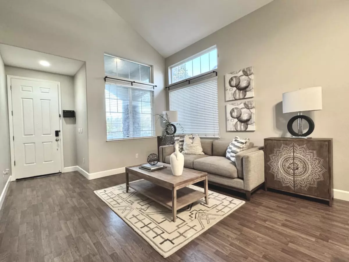 West Sacramento, CA 95691,1497 Greenbrier RD