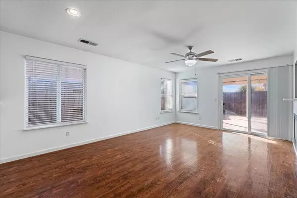 Olivehurst, CA 95961,4304 Bluebell AVE