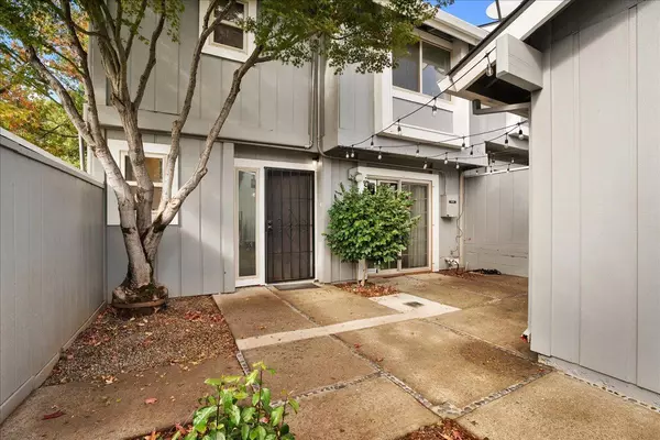 3292 Amethyst LN, Cameron Park, CA 95682