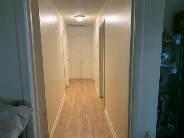 Sacramento, CA 95821,2849 Aurora AVE