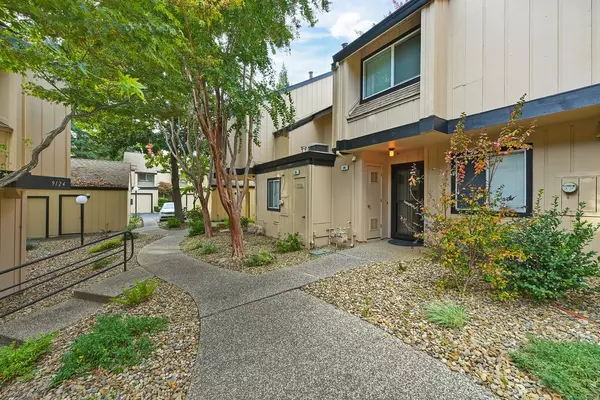 Orangevale, CA 95662,9118 Madison Green LN #24