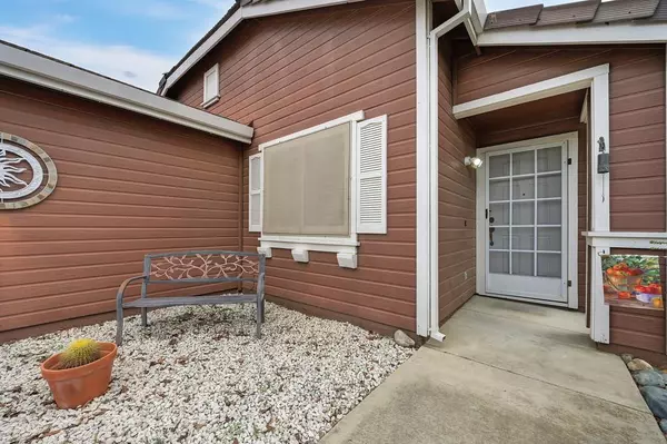 Woodland, CA 95776,985 Hunter LN