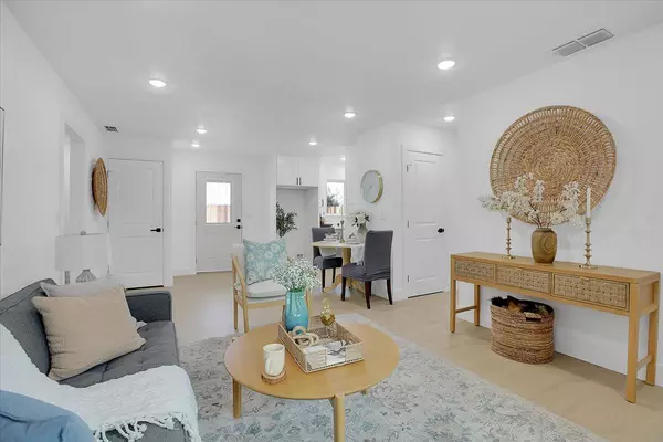 Olivehurst, CA 95961,1953 Glenmore DR