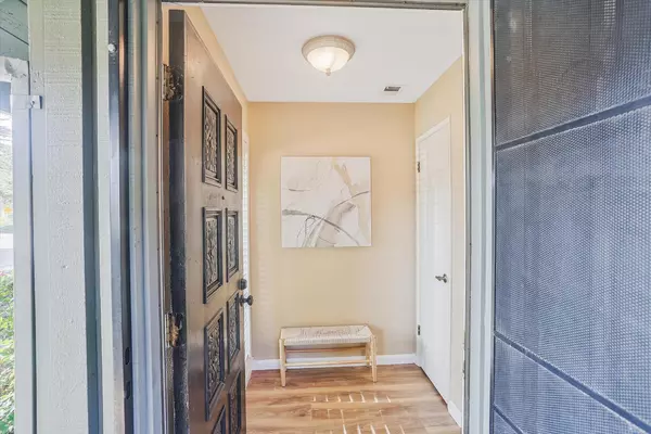 Sacramento, CA 95825,2240 University AVE