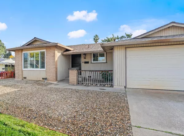 Sacramento, CA 95826,3412 Huntsman DR