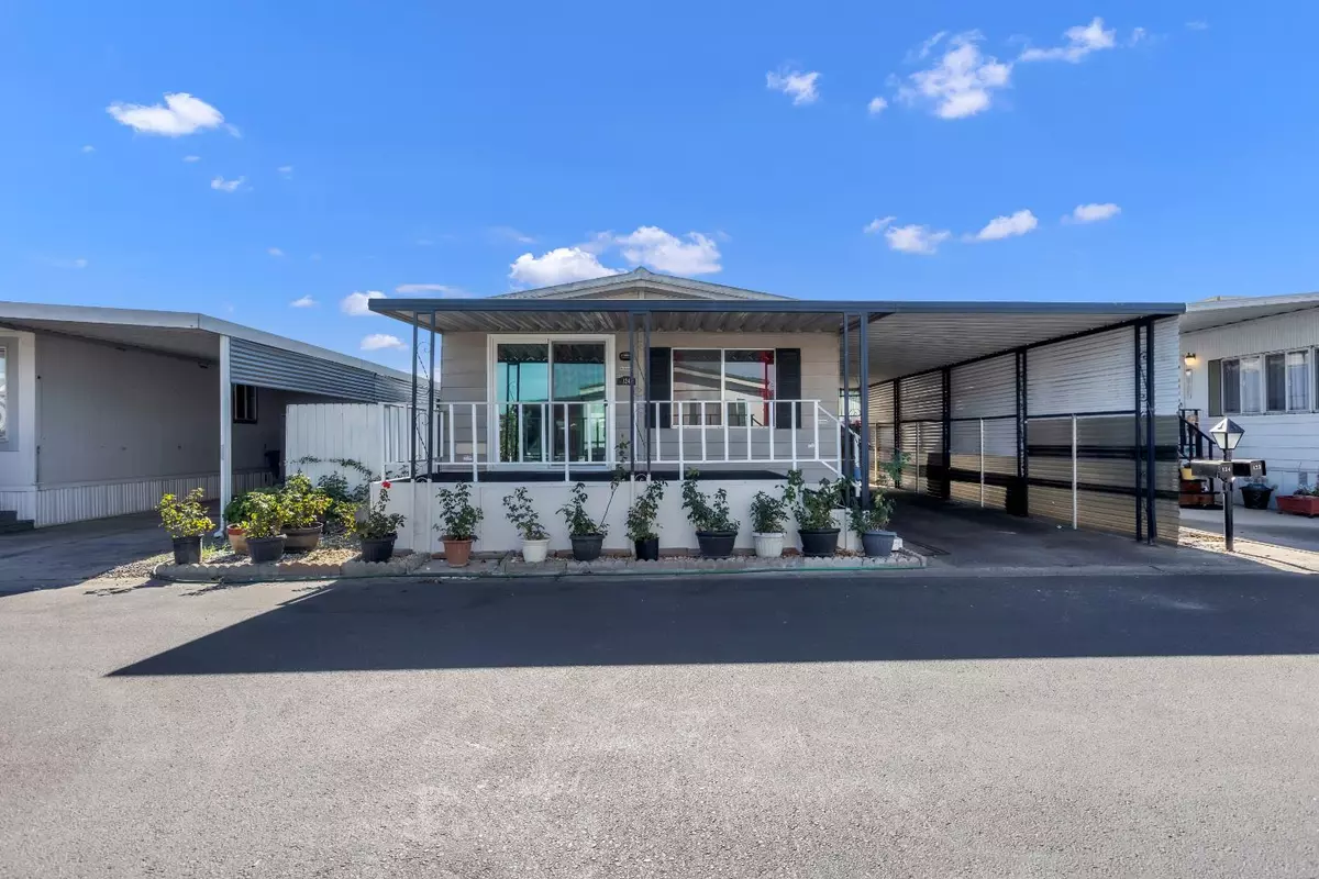 Manteca, CA 95336,150 Pestana #124