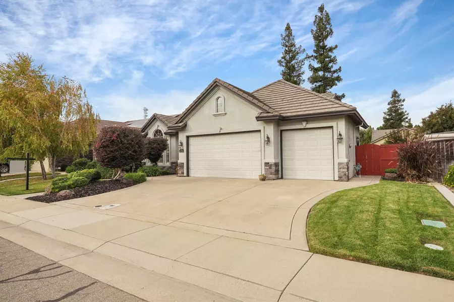 2937 Heritage Oak WAY, Lodi, CA 95242