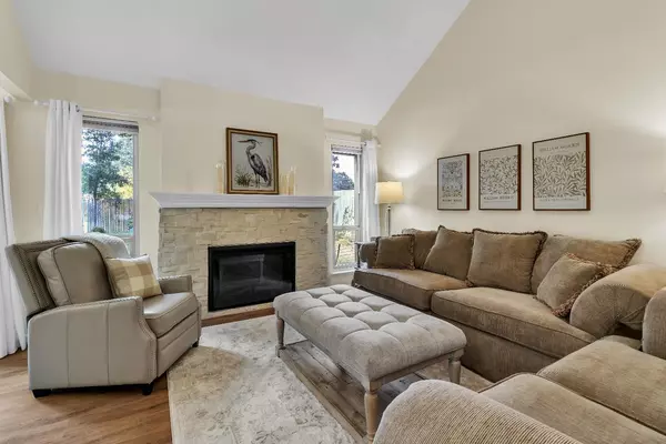 West Sacramento, CA 95691,2646 Driftwood CT