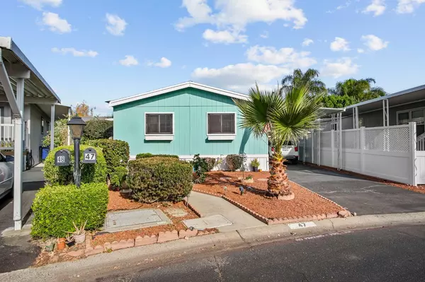 47 Clipper LN, Modesto, CA 95356