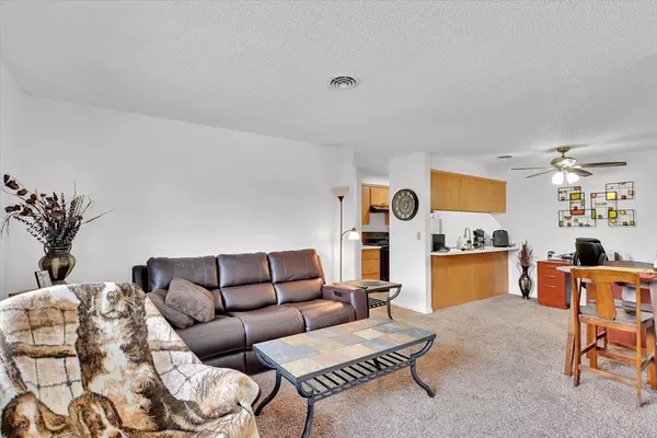 Live Oak, CA 95953,9490 Larkin RD