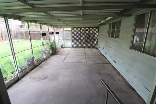 Carmichael, CA 95608,2546 El Vita Way