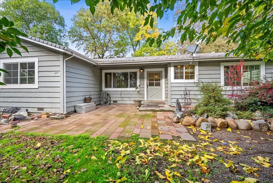 7453 Sycamore DR, Citrus Heights, CA 95621