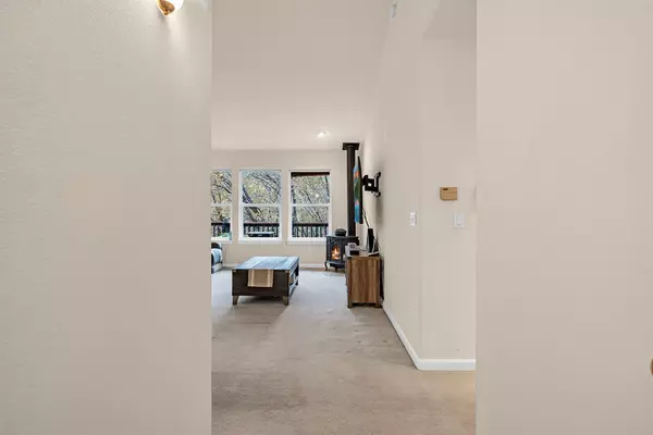 Grass Valley, CA 95949,17010 Alexandra WAY