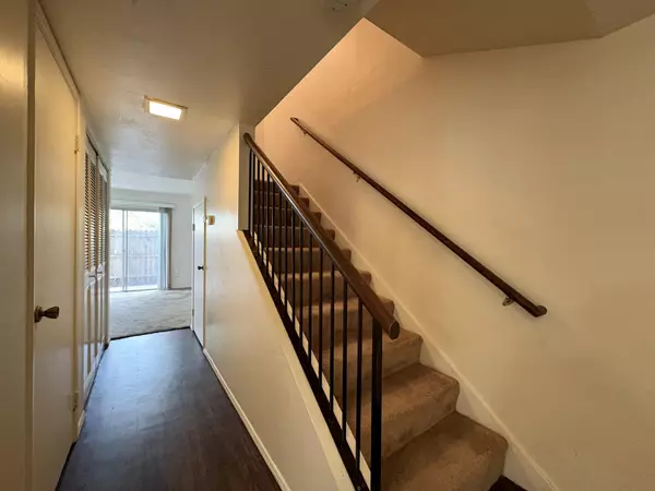 Sacramento, CA 95821,3504 Larchmont Square LN