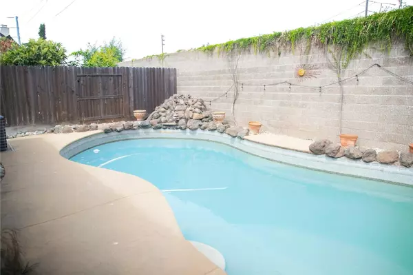 Modesto, CA 95350,1528 Citrus DR