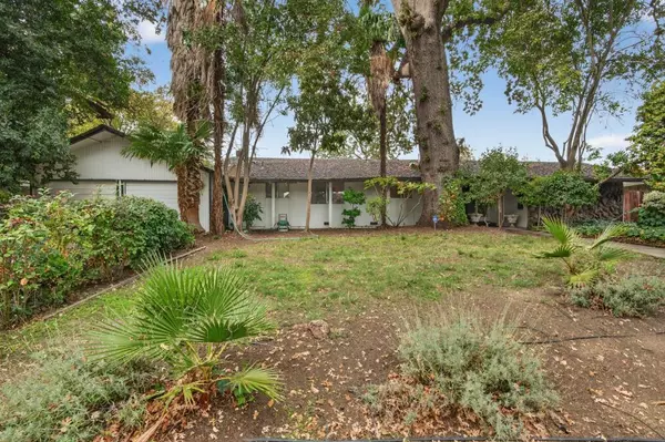 Stockton, CA 95207,7517 Parkwoods DR