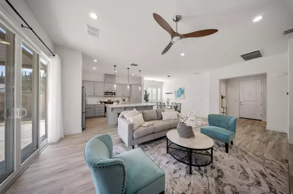 Turlock, CA 95382,3710 Spyglass