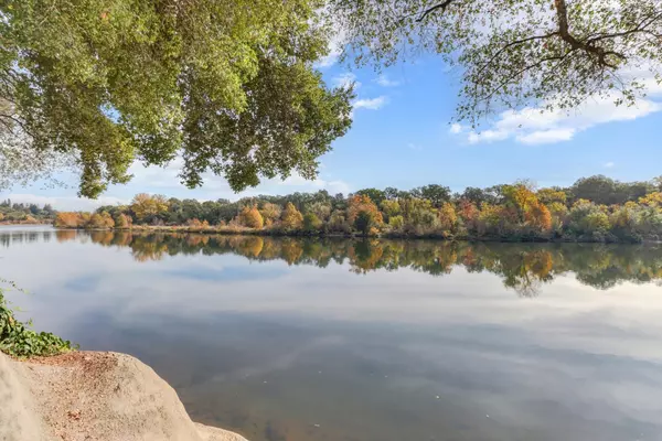 1892 Claremont RD, Carmichael, CA 95608