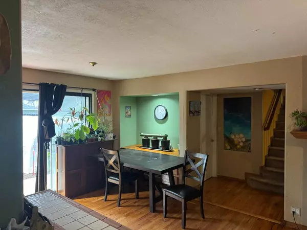 Sacramento, CA 95824,6244 Donnelly LN