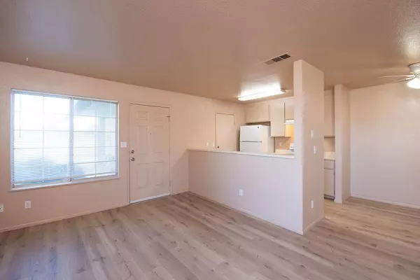 Oakdale, CA 95361,236 Ventanas AVE