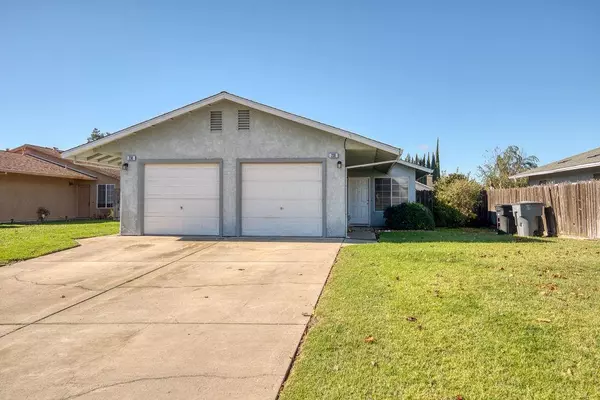 236 Ventanas AVE, Oakdale, CA 95361