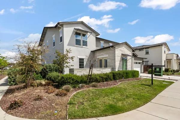 Lathrop, CA 95330,1847 Outrigger Lane